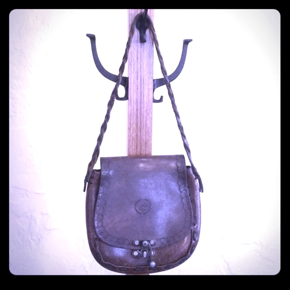 ☮️✌️Vintage Leather-Craft Purse, Beautiful!